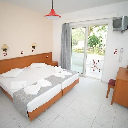 Apart Otel Lenaki *